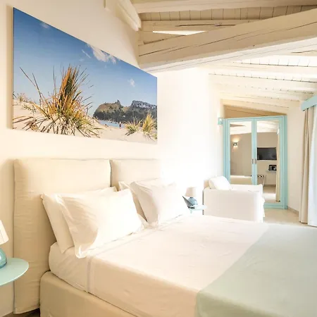 Oasi Blu Sardinia Hotel 5*